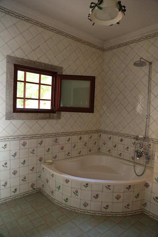 Quinta Dos Castanheiros Bed And Breakfast Ponte de Lima Oda fotoğraf
