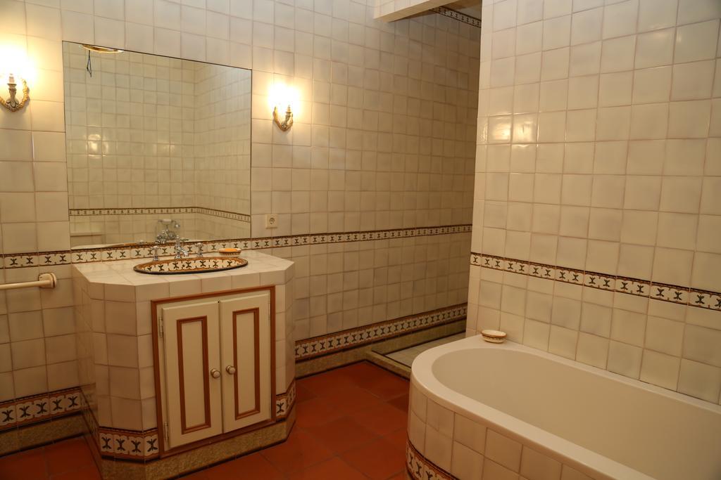Quinta Dos Castanheiros Bed And Breakfast Ponte de Lima Oda fotoğraf