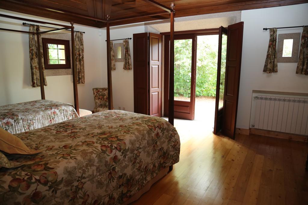 Quinta Dos Castanheiros Bed And Breakfast Ponte de Lima Oda fotoğraf
