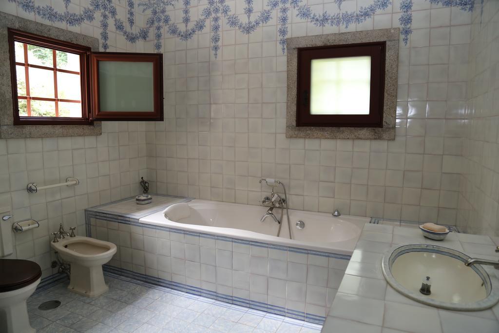 Quinta Dos Castanheiros Bed And Breakfast Ponte de Lima Oda fotoğraf